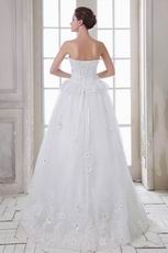 Beautiful Sweetheart Appliqued Edge White Wedding Dress Online