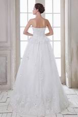 Beautiful Sweetheart Appliqued Edge White Wedding Dress Online