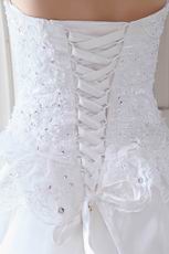 Beautiful Sweetheart Appliqued Edge White Wedding Dress Online