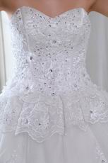 Beautiful Sweetheart Appliqued Edge White Wedding Dress Online