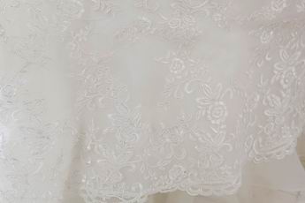 Romantic Appliqued Bottom Puffy Skirt Wedding Dress For Bride