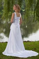 Elegant V Neckline White Taffeta Garden Wedding Dresss With Beading