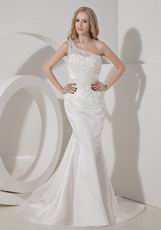 Sexy One Shoulder Trumpet Petite Bridal Gown With Applique