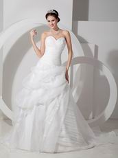 Discount Sweetheart Layers Detail Skirt Bridal Dress Sample Sale