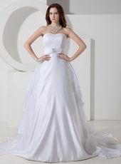 Inexpensive Strapless Appliqued Layers White Bridal Dress For Garden