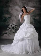 Modest Ball Gown Western Puffy Wedding Dress With Lace