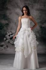 Romantic A-line Floor-length Wedding Dress With Bowknot