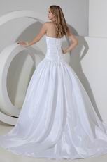 Inexpensive Strapless Cathedral Train Ivory Taffeta Puffy Wedding Dresses