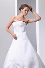 Elegant Strapless Embroidery Empire Wedding Dress With Red Color