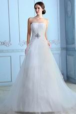 Simple Sweetheart Chapel White Net Wedding Dress With Crystals