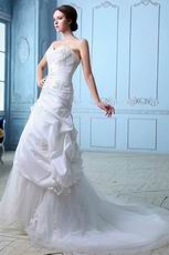 Sweet Heart Style Appliqued Chapel Train Wedding Dress Factory