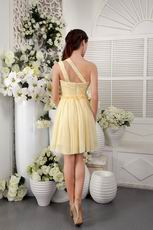 Light Yellow One Shoulder Knee Length Sweet 16 Dress