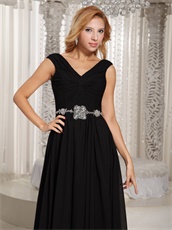 Crossed Tie On Chest Black Chiffon Mother Evening Gowns Beading Belt
