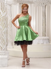 Foliage Green Short Prom Dress With Black Hemline Beaded Decorate One Shoulder