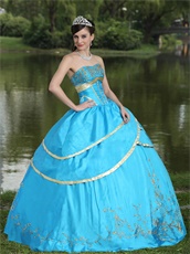 Crossed Layers Flat Quinceanera Gowns Auqa With Golden Embroidery