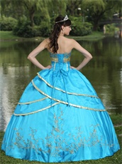 Crossed Layers Flat Quinceanera Gowns Auqa With Golden Embroidery