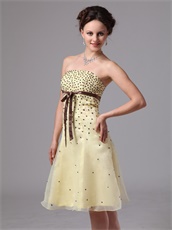 Twinkling Daffodil Knee-length Springtime Prom Dress With Brown Sash