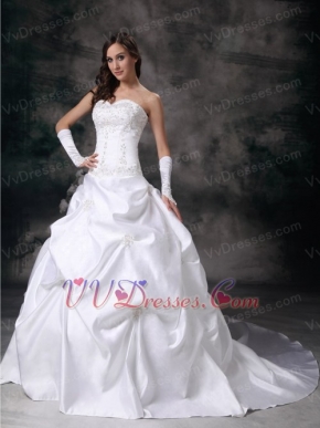 Sweetheart Beautiful Embroidery White Wedding Dress Puffy Low Price