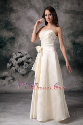 Light Champagne Prom Dress With Side Handcrafted Flowers