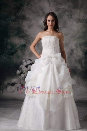 Romantic A-line Floor-length Wedding Dress With Bowknot