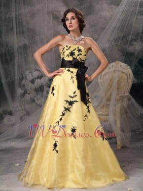 Yellow Strapless Prom Dress With Black Leaves Embroidery Inexpensive