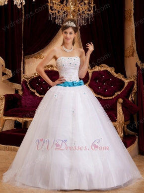 Appliqued White Tulle Strapless Quinceanera Dress For Cheap