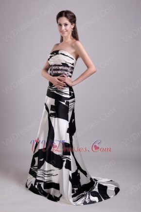 Handcrafted Strapless Black And White Printed Fabric Prom Gowns
