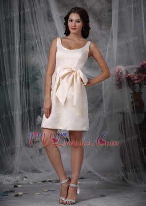 Straps Champagne Short Prom Dress With Bowknot Knee Length Sexy