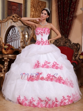 Pretty White Organza Quinceanera Gown With Pink Applique