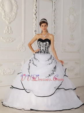 Cute Sweetheart White Quinceanera Gown With Black Embroidery
