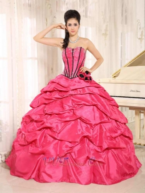 Hot Pink Taffeta Bubble Cakes Quinceanera Gowns Wear For Spring