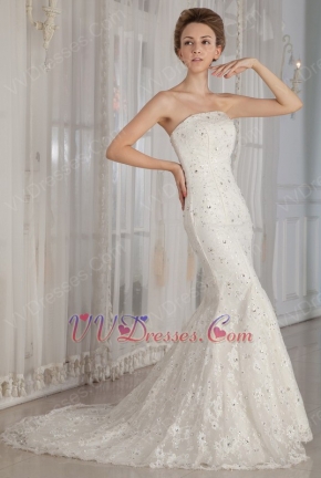 Luxurious Trumpet Strapless Lace Wedding Dress For Bride