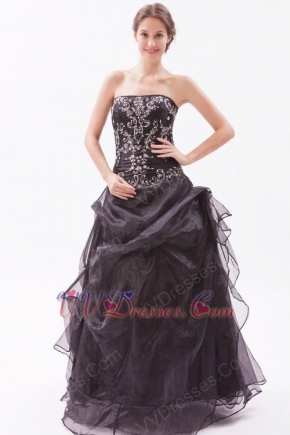 Modest Strapless Embroidery Corset Black Evening Dress