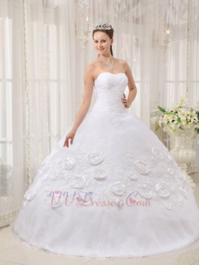 Rolled Flowers Decorate White Skirt Quinceanera Dress Sweetheart