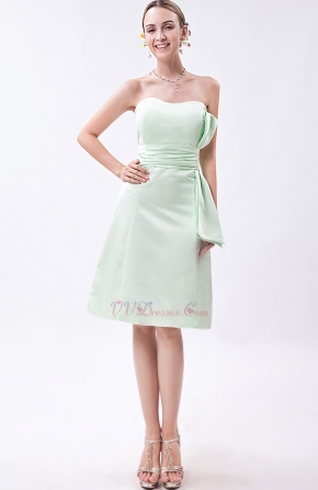 Wholesale Pale Green Beach Party Bridesmaid Dresses