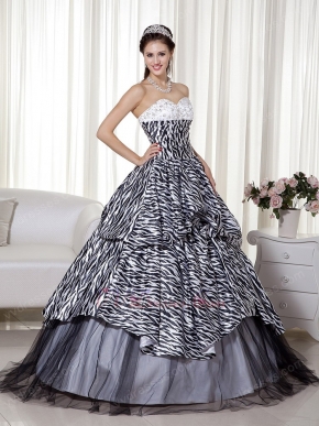 Luxurious Black and White Ombre Zebra Fabric Quinceanera Dress