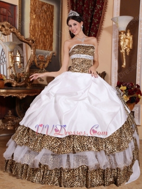 Sexy Strapless Quinceanera Dress Made By Leopard Printed Fabric