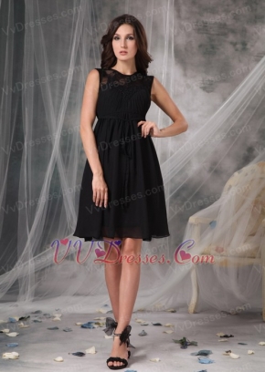 High-neck Black Short Mother Of The Dress With Lace Modest