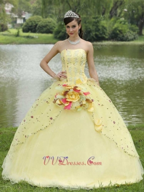 Lolita Cute Daffodil Quinceanera Ball Gown Runway Pageant