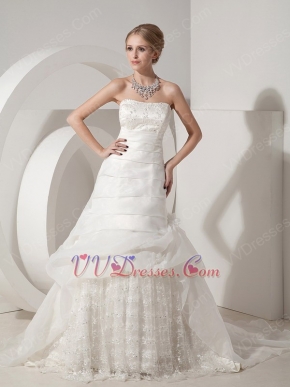 Strapless Lace Skirt Western Wedding Dress With Chapel Train
