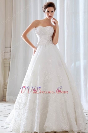 Romantic Appliqued Bottom Puffy Skirt Wedding Dress For Bride