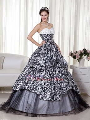 Luxurious Black and White Ombre Zebra Quinceanera Dress For Girl