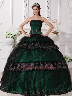 Dark Green Quinceanera Dress Covered With Black Tulle