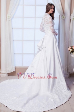 Elegant V-Neck Bodice Long Sleeves Ivory Bridal Dresses With Appliques