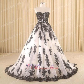 Classical White With Black Details Collocation Puffy Military Ball Gown