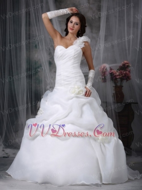 One Shoulder White Bridal Dress With Handcrafted Flowers Low Price