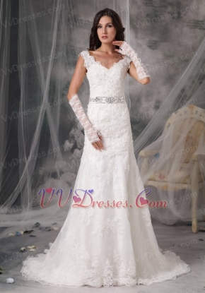 Sexy V-Neck Appliques Ivory Top Designer Wedding Dress Low Price