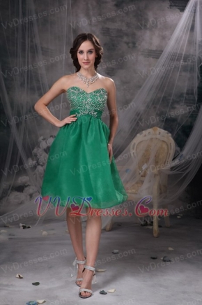 Green Sweetheart Knee-length Beaded Short Prom Dresses Knee Length Sexy