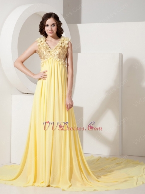 V-neck Sequin Light Yellow Prom Dress With Handcrafted Flowers