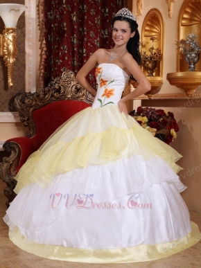 White Embroideried Flower Lovely Quinceanera Dress Gowns